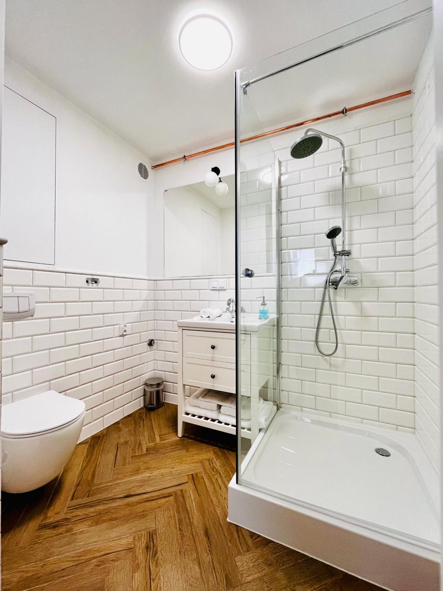 Apartamenty Kamienica Centrum - 1 Maja Lubiń Esterno foto