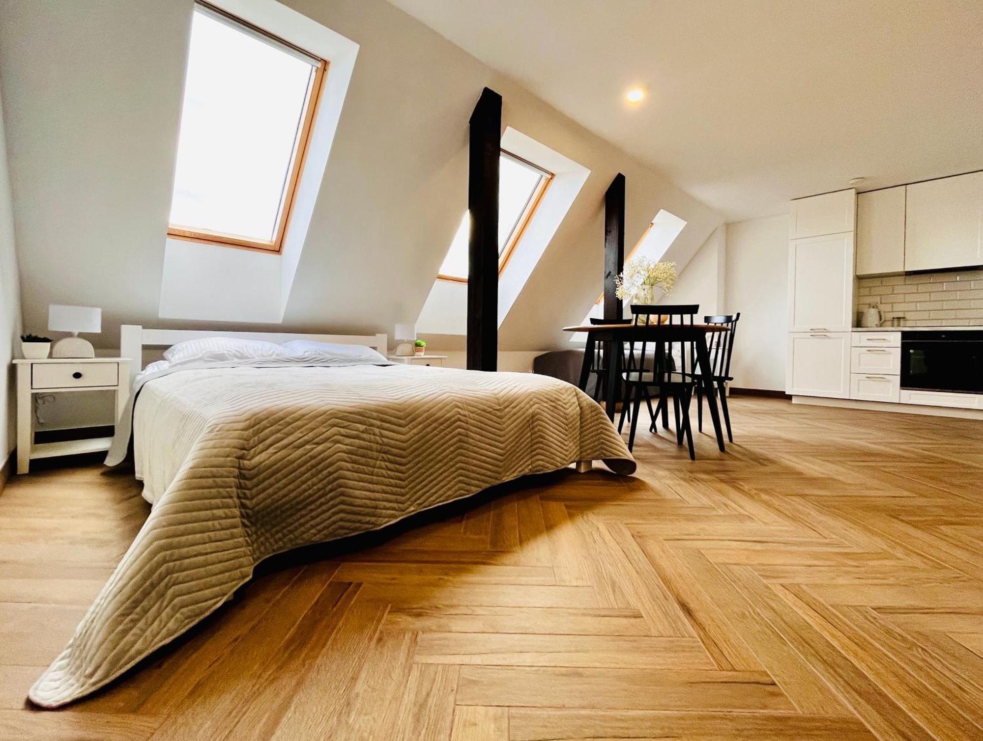 Apartamenty Kamienica Centrum - 1 Maja Lubiń Esterno foto